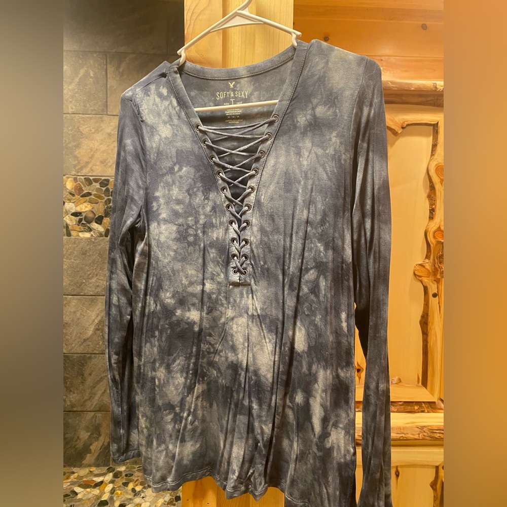 American Eagle super soft T